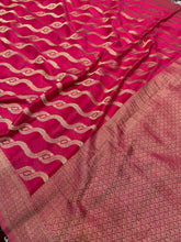 Beautifull khaddi Chinon saree